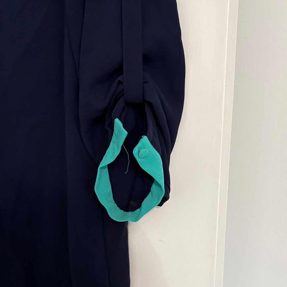 41 Hawthorn Navy Blouse with Teal Trim - Picture 3 of 6